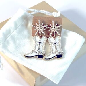 Dallas Cowboys Star  Snowflake Pierced Earrings